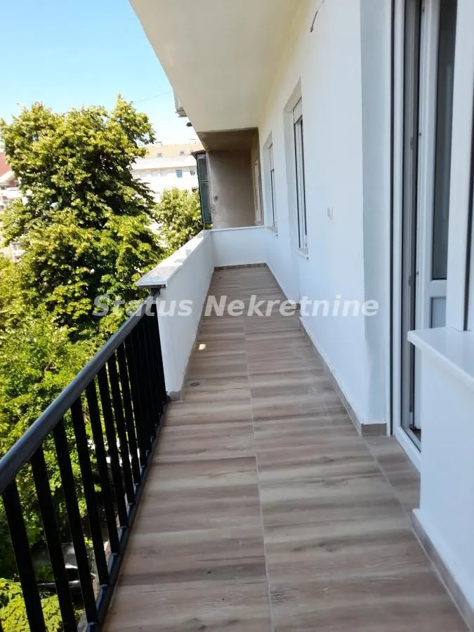 Prodaja, dvosoban stan, 52m², Grbavica, Novi Sad Sve Podlokacije