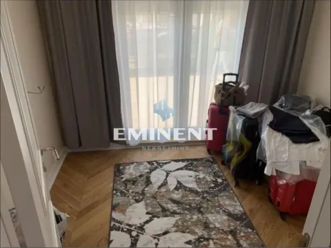 Izdavanje, trosoban stan, 75m², Savski Venac, Beograd - image 8