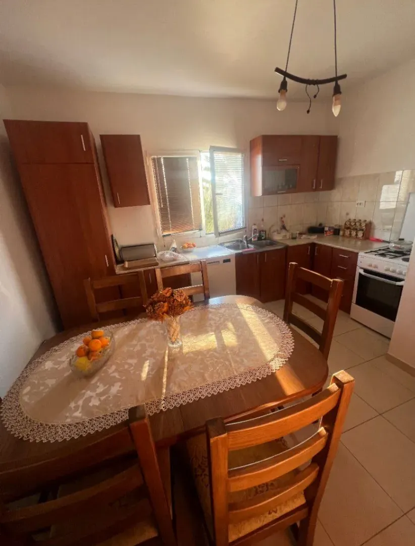 Sale, house, 220m², Sutomore, Bar