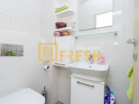 Prodaja, dvosoban stan, 72m², City Kvart, Podgorica - image 14