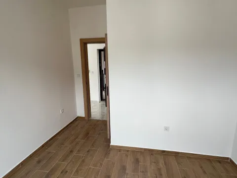 Prodaja, jednosoban stan, 49m², Tivat, Crna Gora - image 5