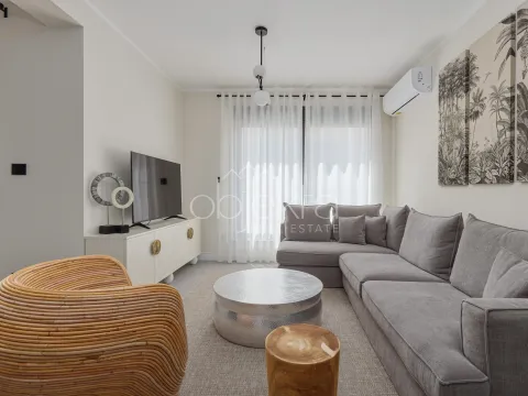 Izdavanje, stan, 93m², Tivat, Crna Gora - image 2