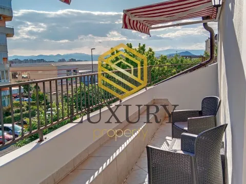 Izdavanje, garsonjera, 40m², Stari Aerodrom, Podgorica - image 9