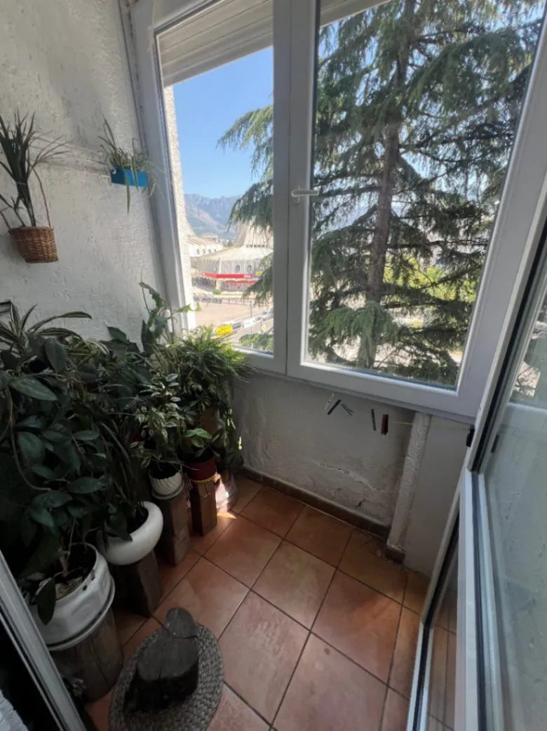Sale, apartment, 44m², Centar, Bar