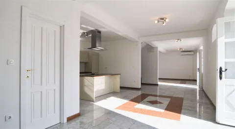 Prodaja, kuća, 320m², Dražin Vrt, Kotor - image 11