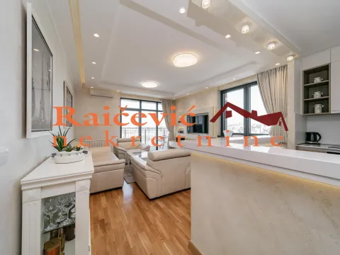 Izdavanje, trosoban stan, 90m², Savski Venac, Beograd - image 6