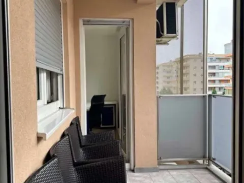 Izdavanje, poslovni prostor, 75m², Podgorica, Crna Gora - image 5