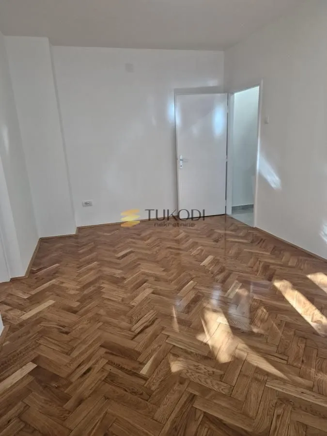 Rent, office space, 64m², Stari Merkator, Novi Beograd Sve Podlokacije