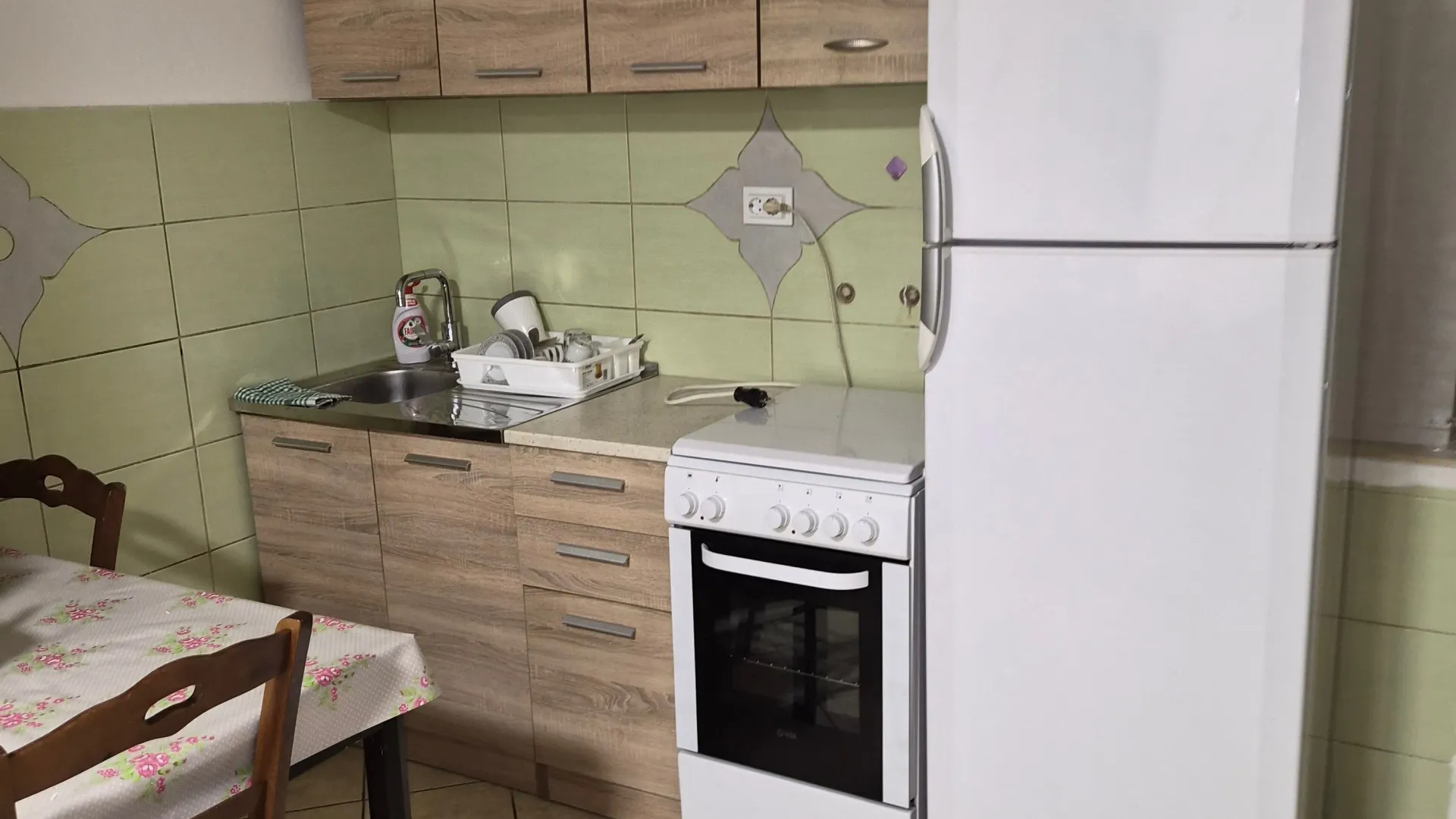 Rent, house, 60m², Tološi, Podgorica