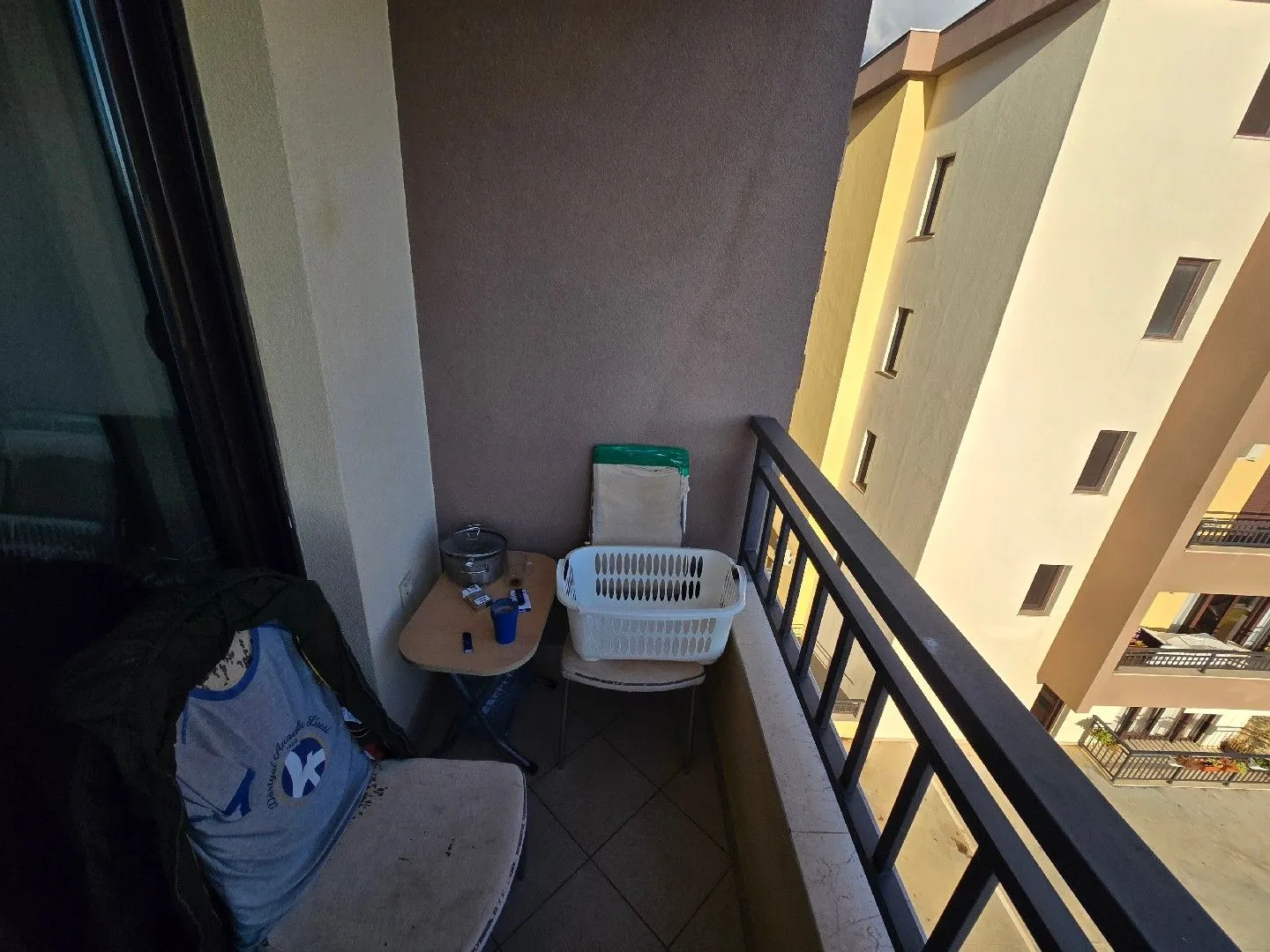 Prodaja, jednosoban stan, 41m², Lazi, Budva