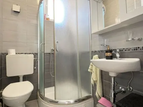 Rent, one bedroom apartment, 48m², Savina, Herceg Novi - image 5