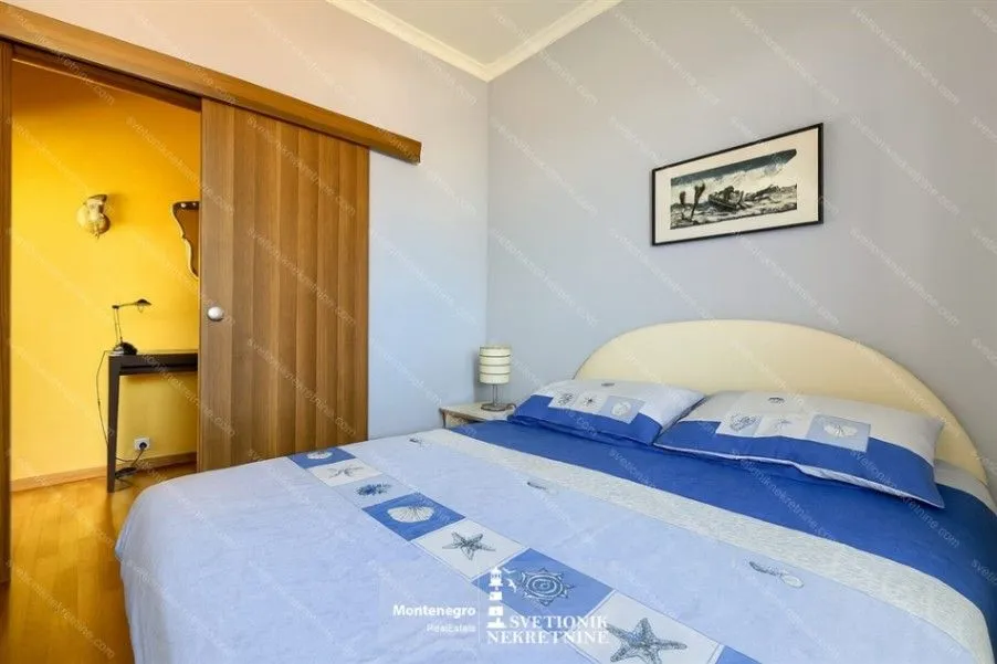 Prodaja, jednosoban stan, 42m², Đenovići, Herceg Novi