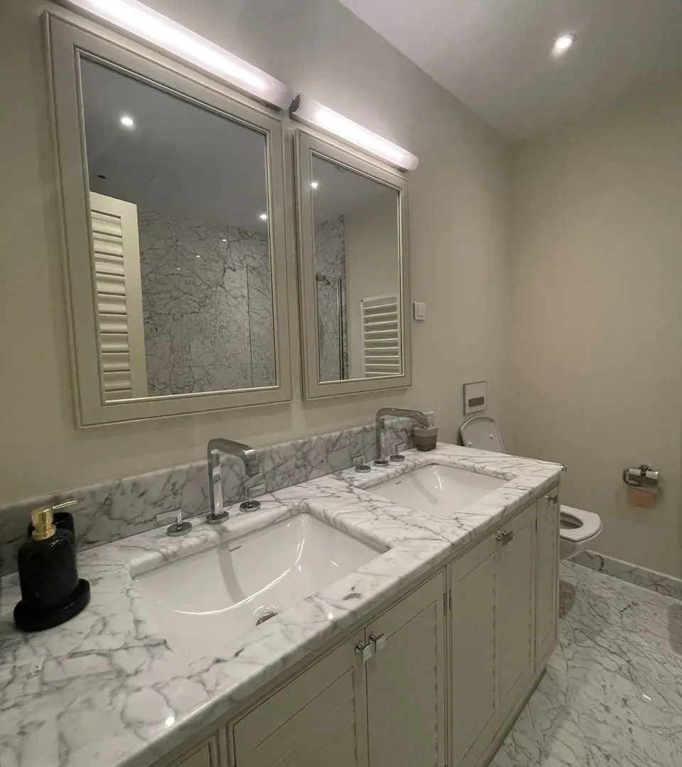 Prodaja, dvosoban stan, 115m², Tivat, Crna Gora