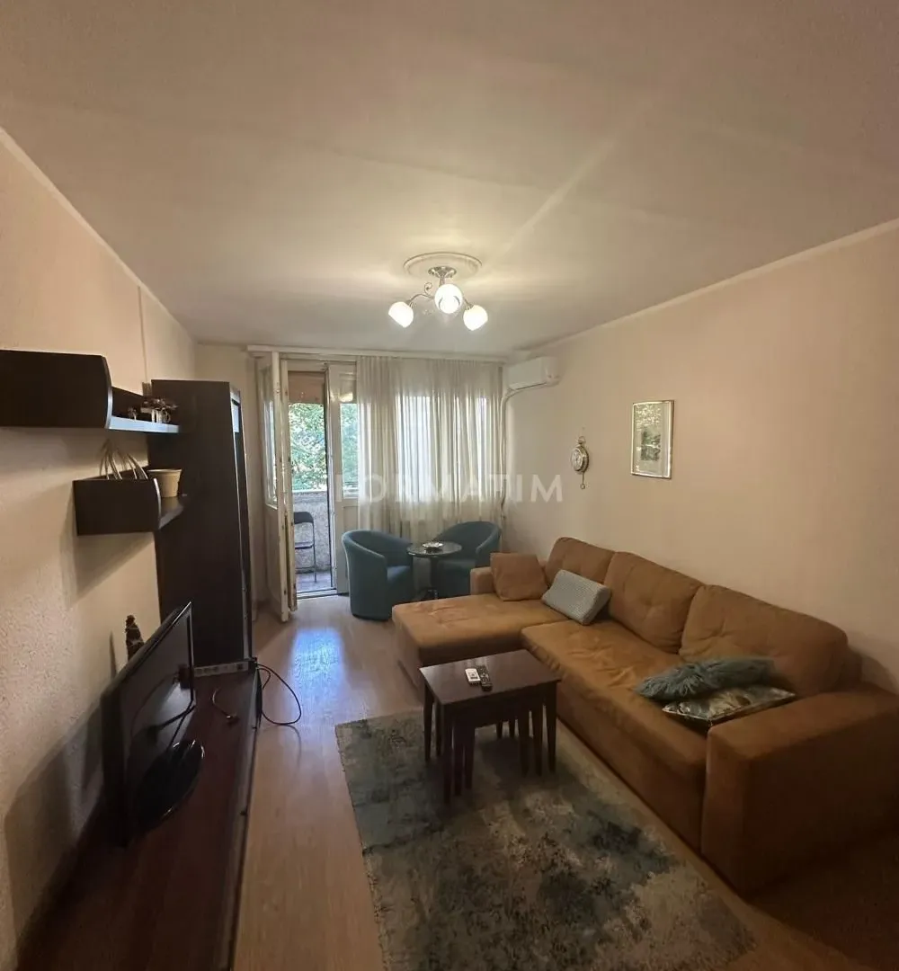 Rent, two bedroom apartment, 56m², Čukarica, Beograd