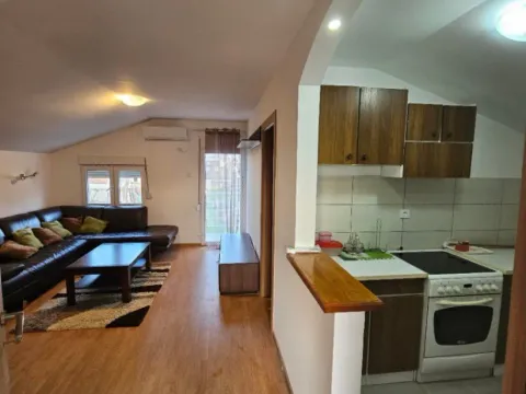 Izdavanje, dvosoban stan, 50m², Podgorica, Crna Gora - image 6