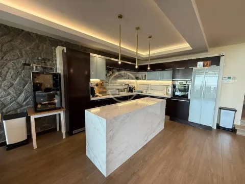 Prodaja, kuća, 318m², Sremska Kamenica, Petrovaradin - image 11