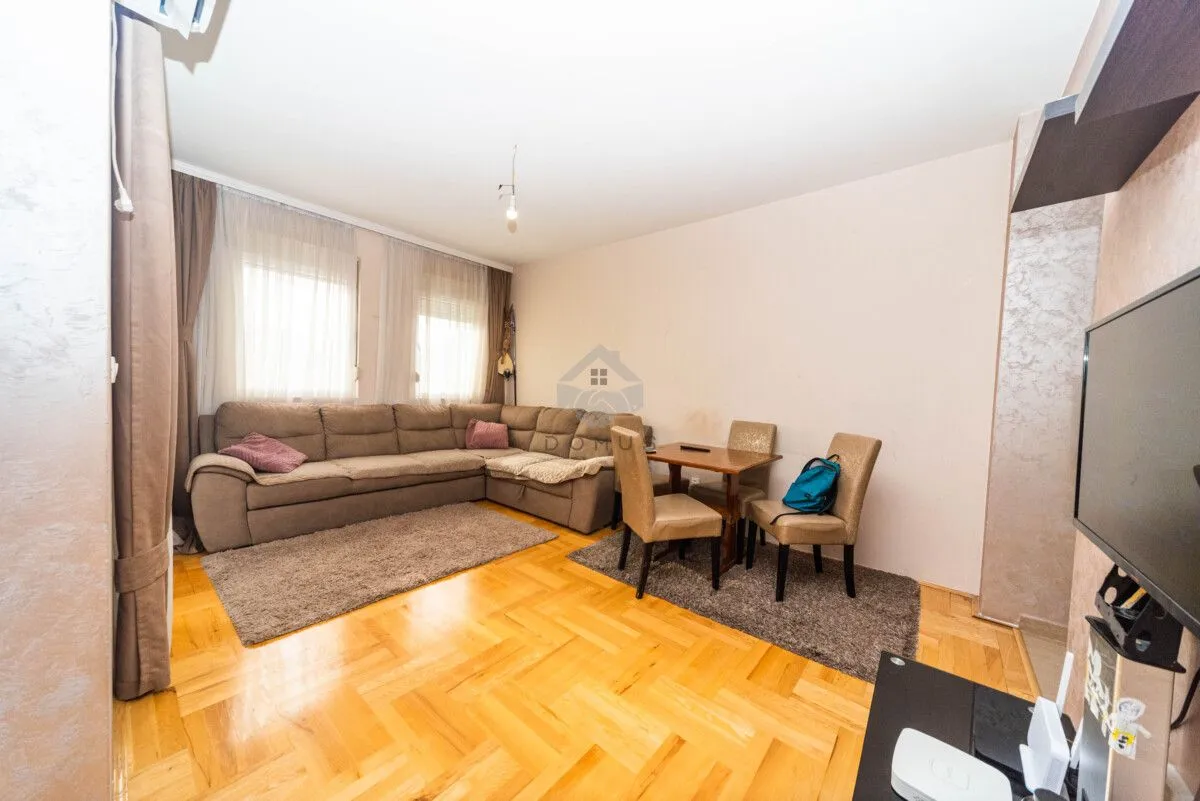 Prodaja, jednosoban stan, 46m², Konik, Podgorica