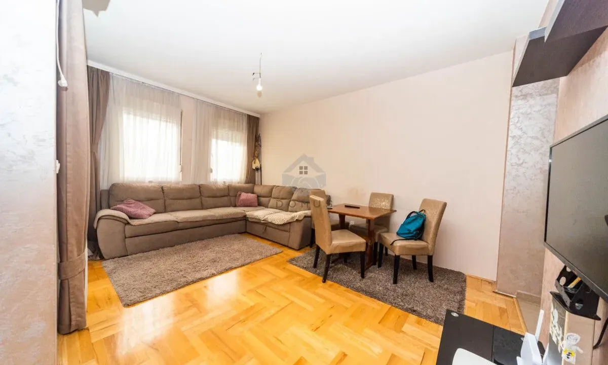 Prodaja, jednosoban stan, 46m², Konik, Podgorica