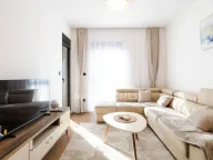 Izdavanje, jednosoban stan, 45m², Centar, Podgorica - image 1