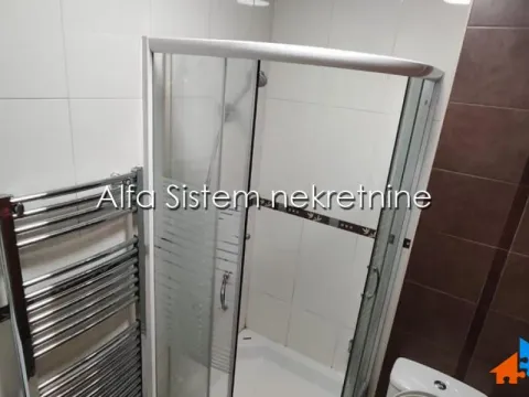Izdavanje, četvorosoban stan, 120m², Kalenić Pijaca, Vračar Sve Podlokacije - image 18