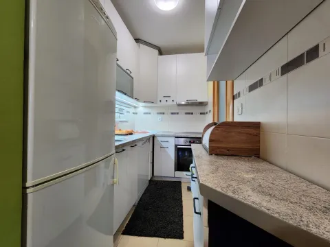 Sale, two bedroom apartment, 63m², Stari Aerodrom, Podgorica - image 9