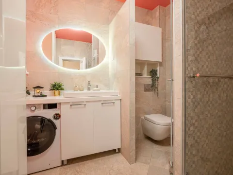 Sale, three bedroom apartment, 132m², Škaljari, Kotor - image 20