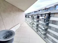 Izdavanje, četvorosoban stan, 120m², Stari Grad, Beograd - image 17