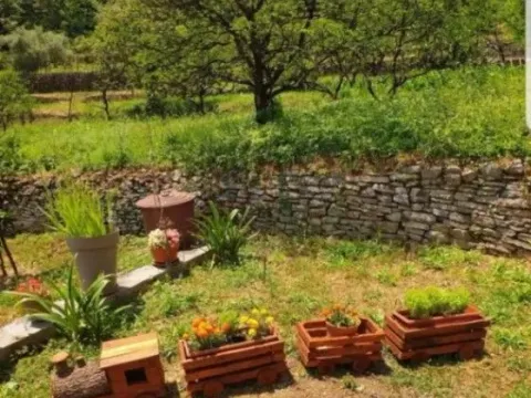 Izdavanje, kuća, 150m², Kostanjica, Kotor - image 9