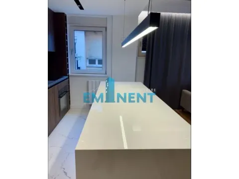 Rent, apartment, 78m², Južni Bulevar, Vračar Sve Podlokacije - image 7