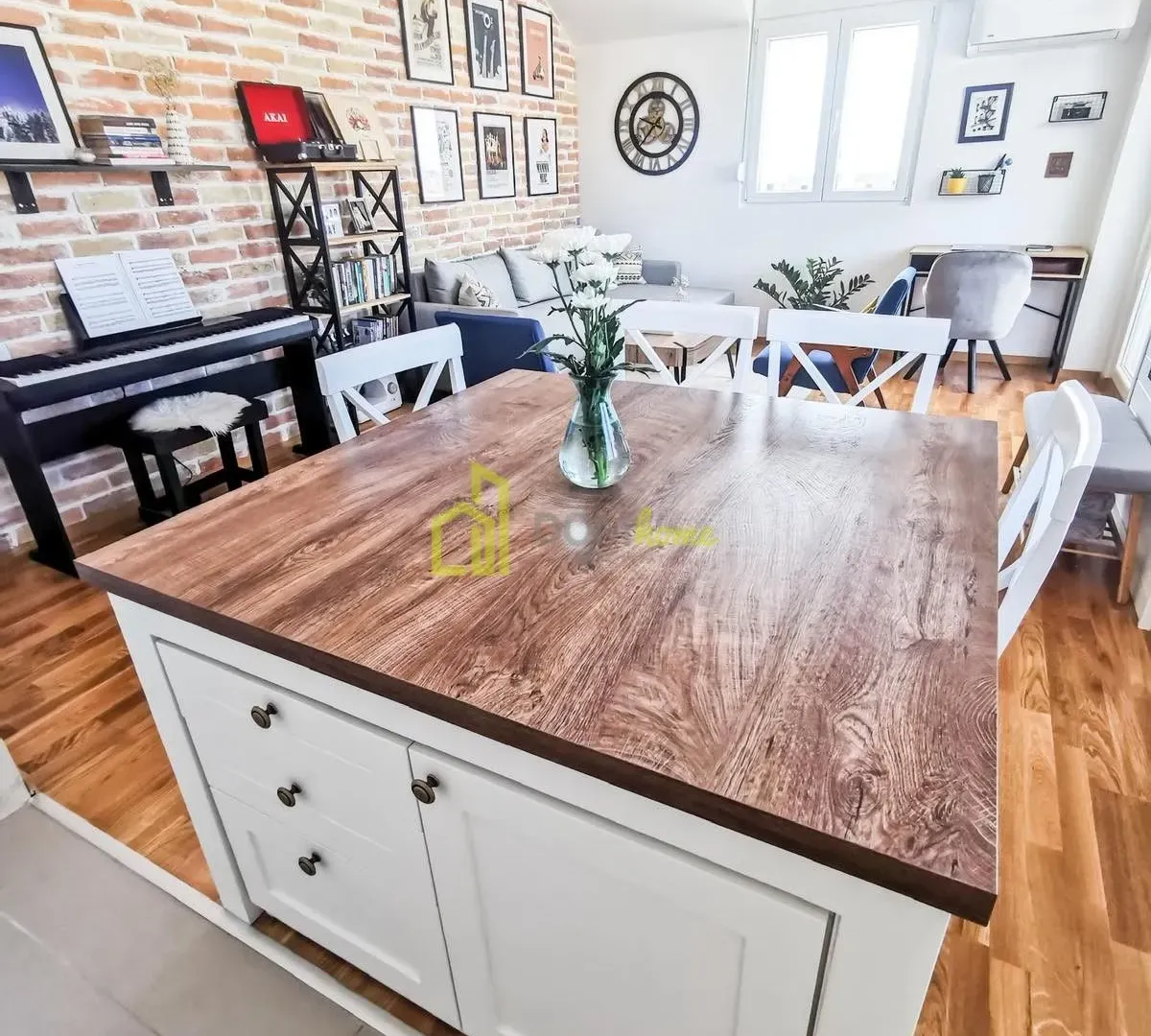 Prodaja, dvosoban stan, 61m², Ljubović, Podgorica