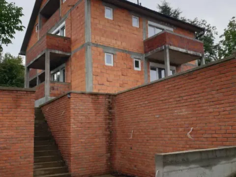 Sale, house, 350m², Banja Vrdnik, Irig - image 11