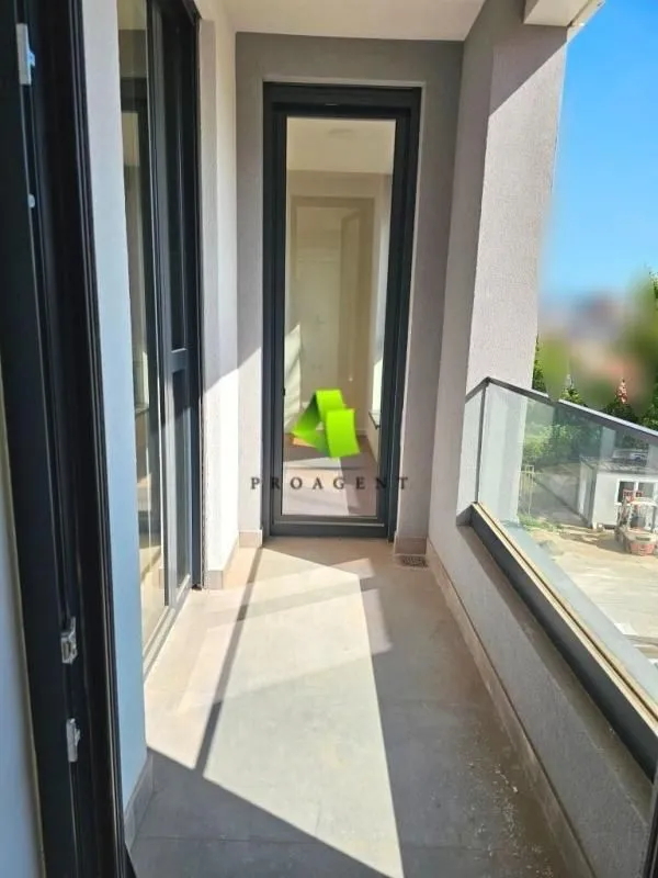 Prodaja, trosoban stan, 94m², Palilula, Niš