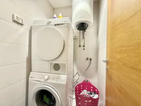 Sale, two bedroom apartment, 178m², City Kvart, Podgorica - image 7