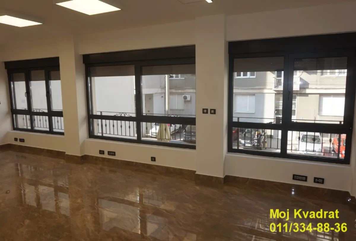 Sale, office space, 135m², Đeram Pijaca, Beograd