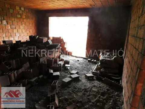 Prodaja, kuća, 250m², Maršić, Kragujevac - image 14