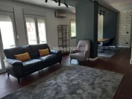 Izdavanje, dvosoban stan, 59m², Lipov Lad, Zvezdara Sve Podlokacije - image 1