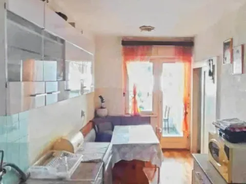 Prodaja, dvosoban stan, 66m², Centar, Tivat - image 3