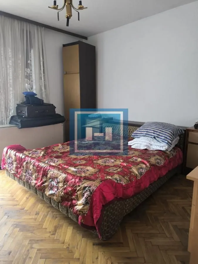 Sale, house, 350m², Ćuprija, Srbija