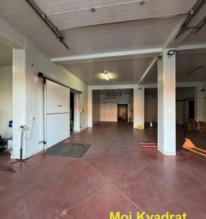 Sale, office space, 1654m², Begaljica, Grocka