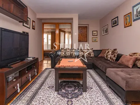Sale, three bedroom apartment, 90m², Centar, Budva - image 1