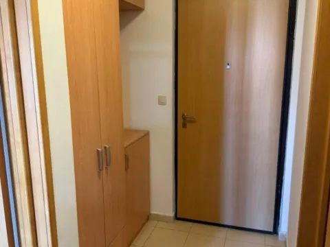 Izdavanje, jednosoban stan, 43m², Stari Aerodrom, Podgorica - image 5