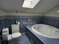 Izdavanje, kuća, 250m², Zagorič, Podgorica - image 13