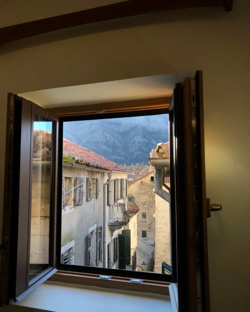 Prodaja, jednosoban stan, 87m², Grad, Kotor