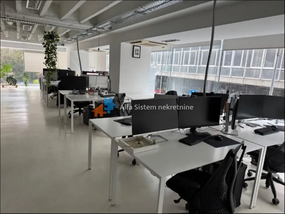 Rent, office space, 281m², Stari Grad, Beograd