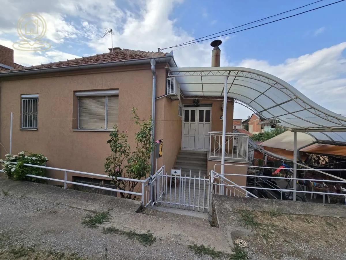 Sale, house, 150m², Palilula, Niš