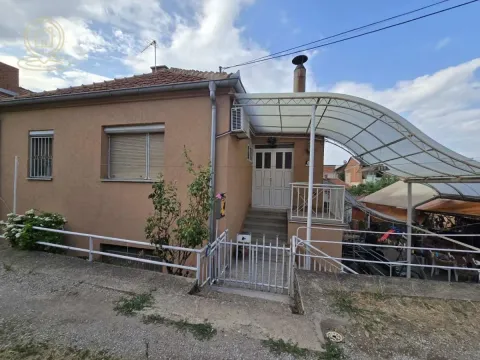 Sale, house, 150m², Palilula, Niš