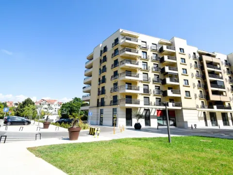 Izdavanje, poslovni prostor, 130m2, Ljubović, Podgorica Izdavanje, poslovni prostor, 130m2, Ljubović, Podgorica