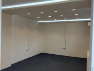 Rent, office space, 200m², Lekino Brdo, Voždovac Sve Podlokacije - image 2