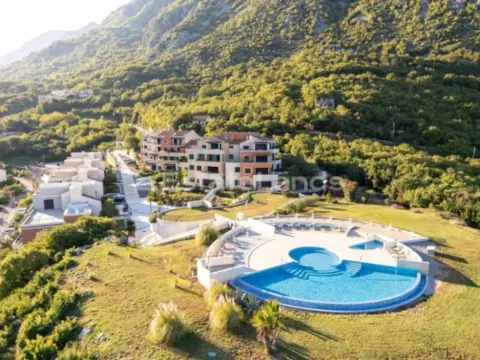 Prodaja, dvosoban stan, 94m², Morinj, Kotor - image 10