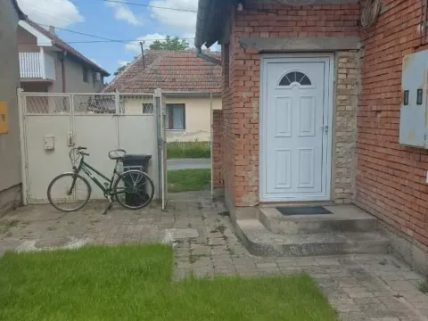 Sale, house, 136m², Kikinda, Srbija - image 2